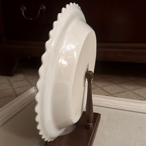 Over and Back, Inc. white ceramic apple pie plate NWOT - Picture 4 of 4